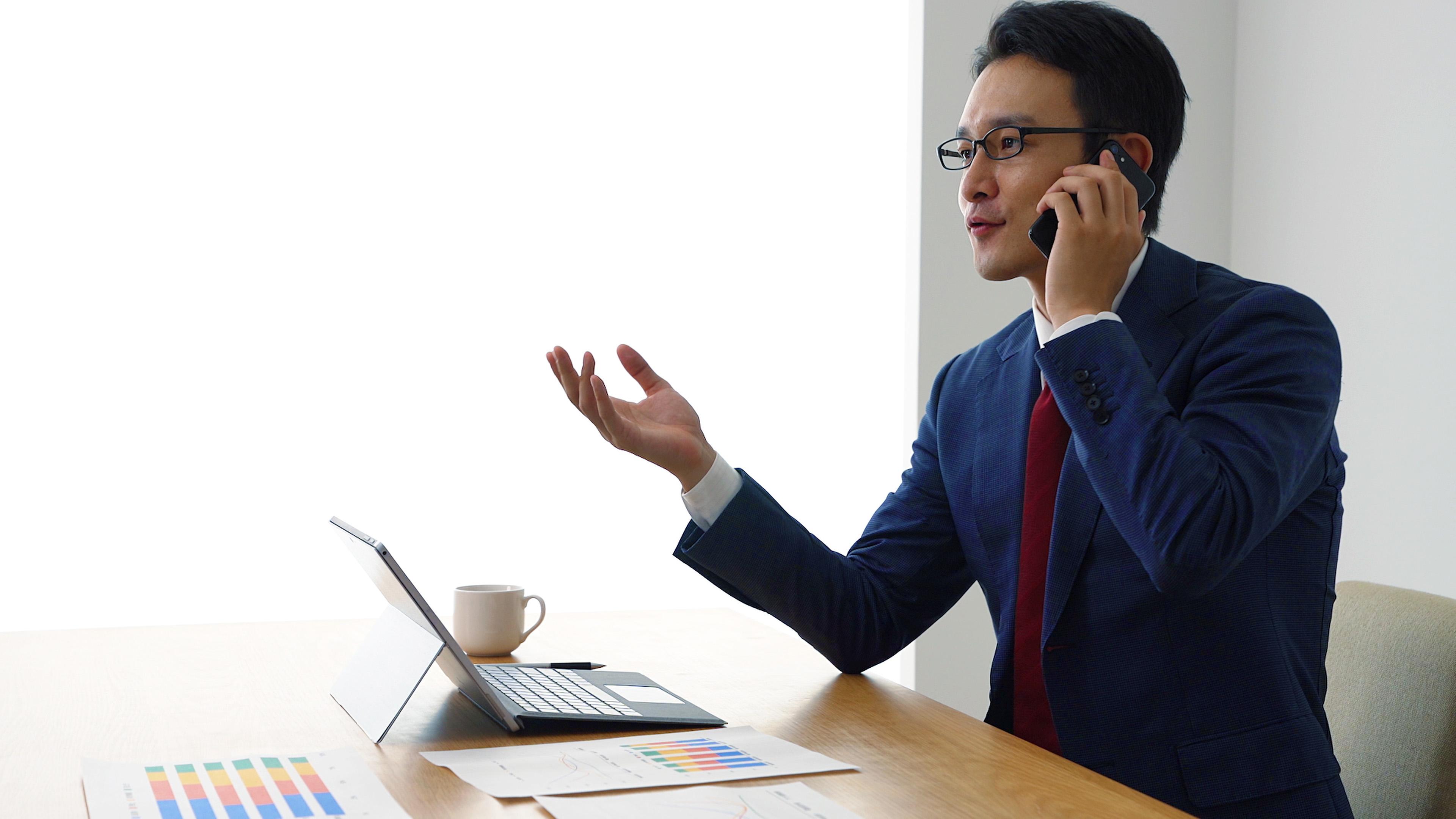 顧客別に見ると法人営業・個人営業の2種類にわかれる