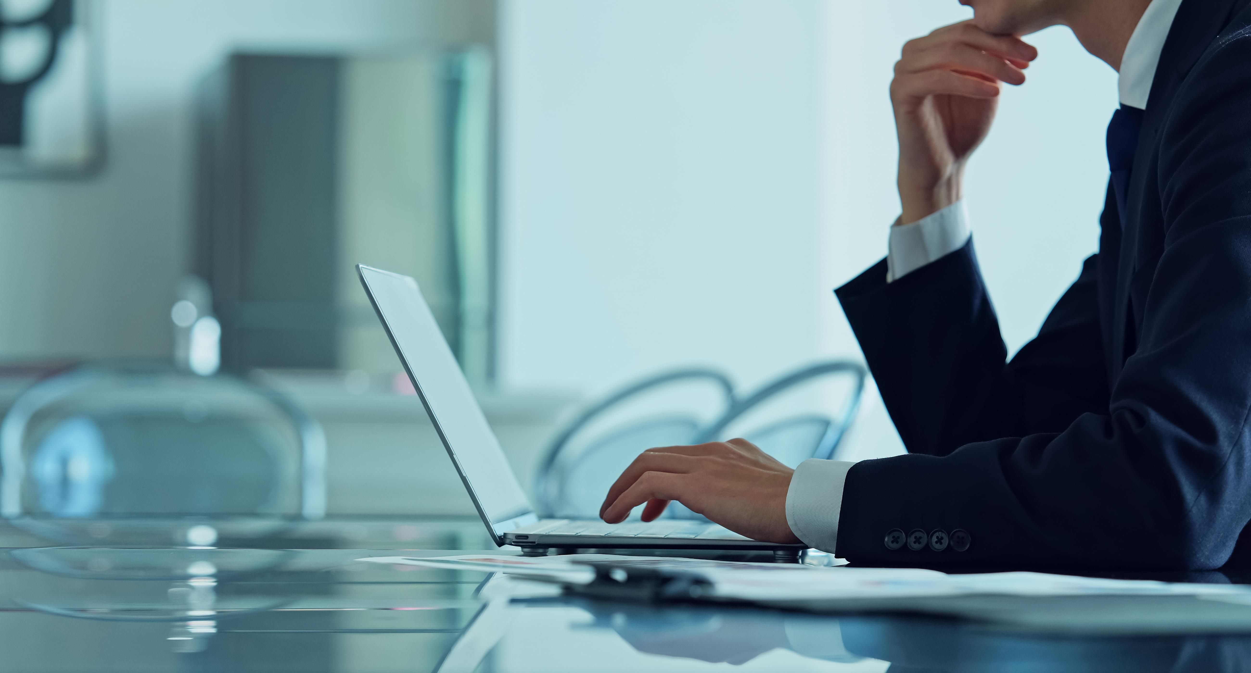 製薬会社の薬事部って何をするの？3つの領域にわけて解説