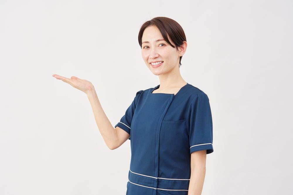 医療従事者の賃上げはなぜ必要？ベースアップ評価料新設の背景