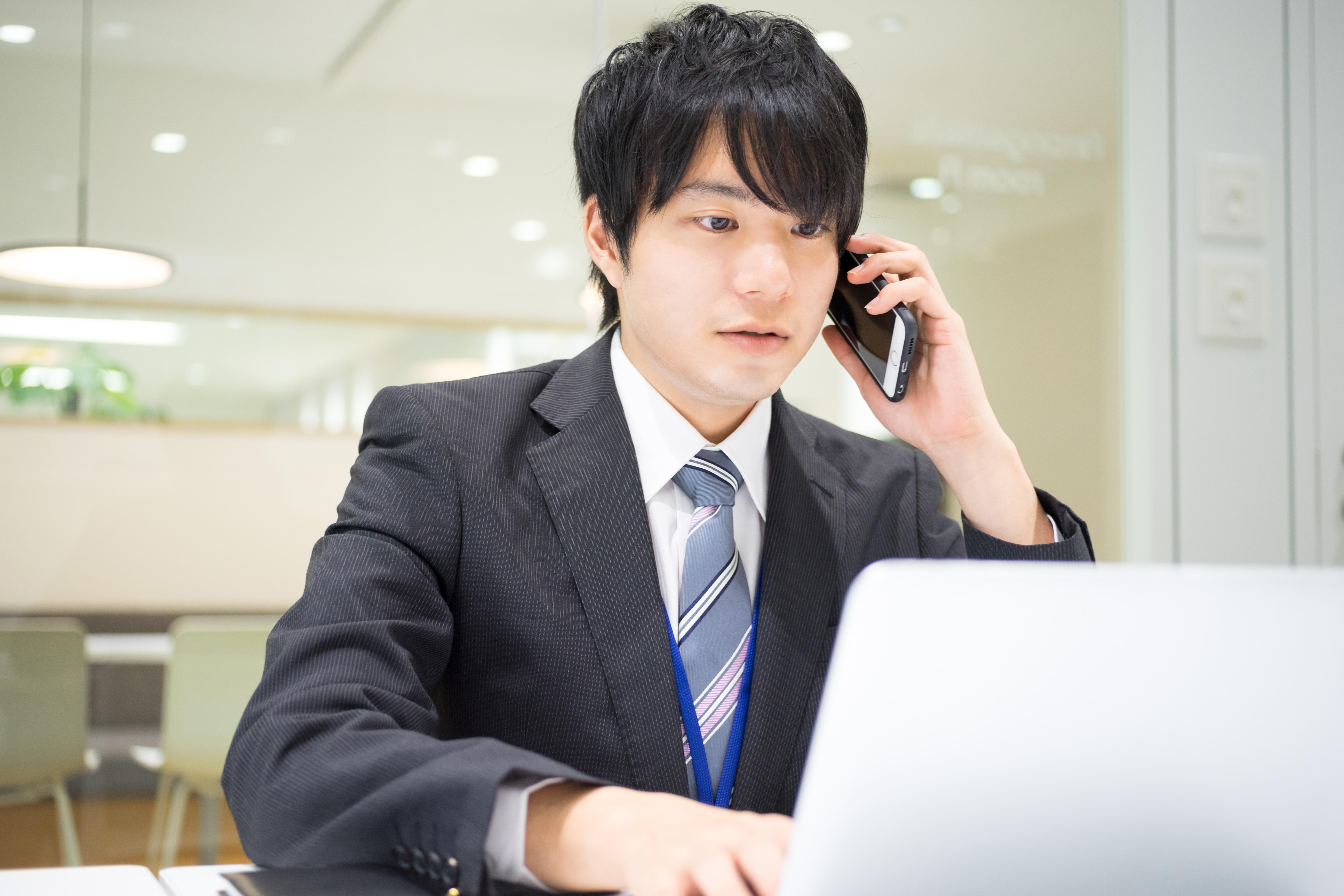 20代の製薬会社の年収相場はどれくらい？
