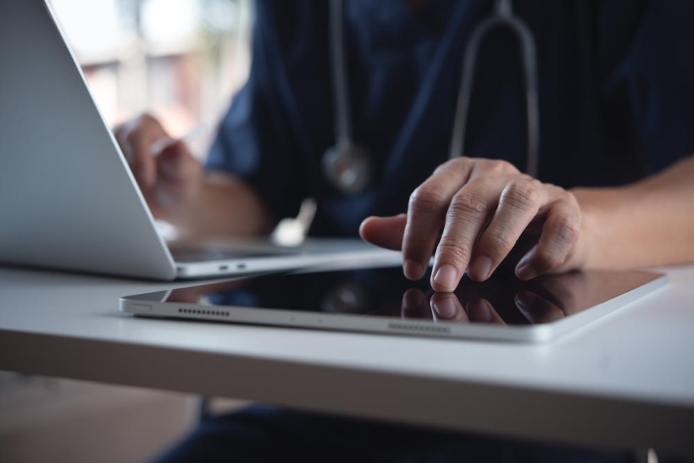 医師転職市場の今後の見通しと注意点