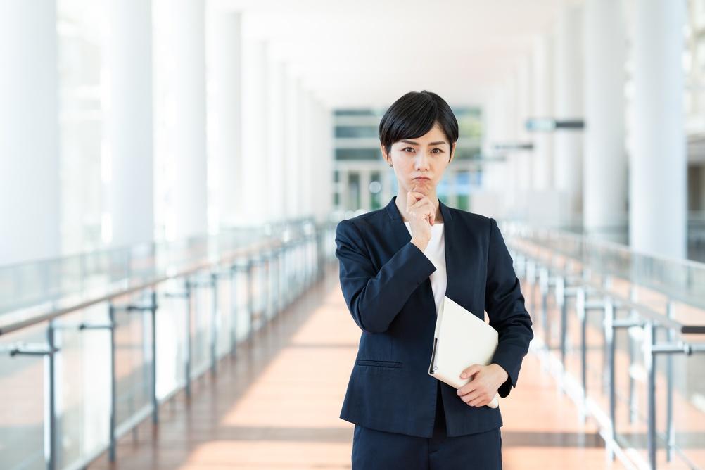 製薬会社の薬事職はきつい？大変なこと