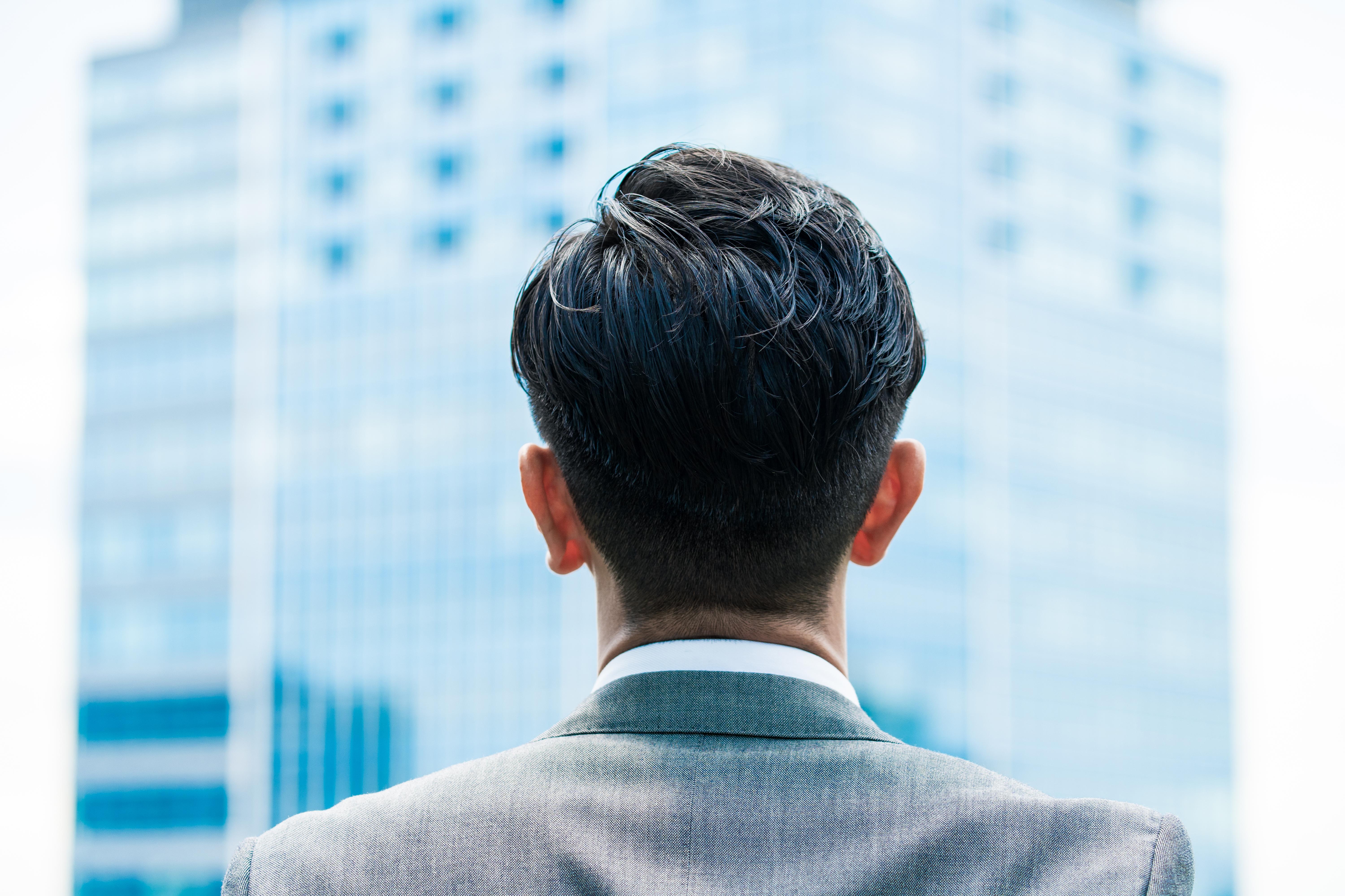 医師から金融関係の仕事に転職するコツとは？重要ポイントを解説