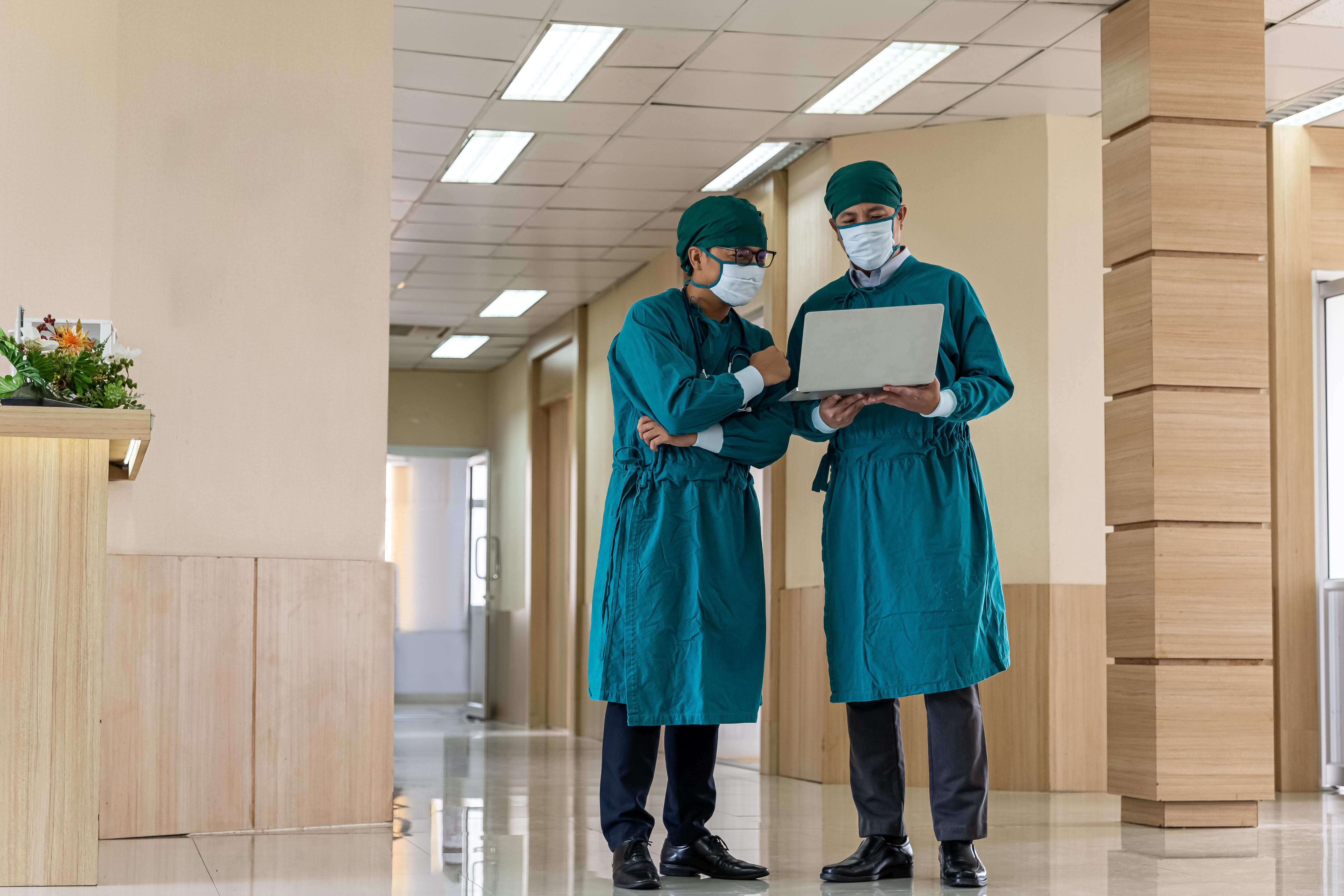 医療現場でのシステム活用をサポート！院内SEの年収