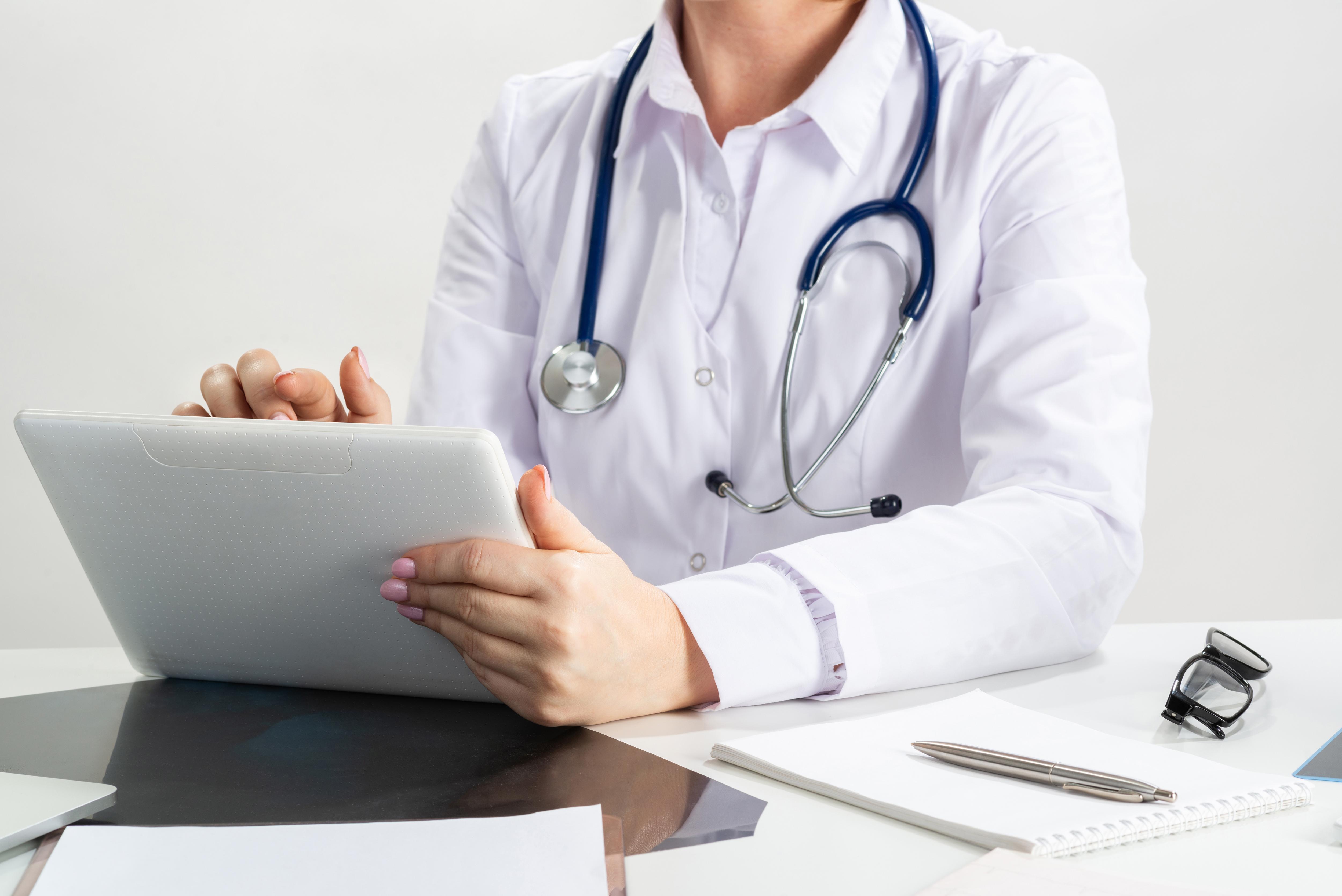 オンライン診療ってそもそも何？対面診療との違いとは