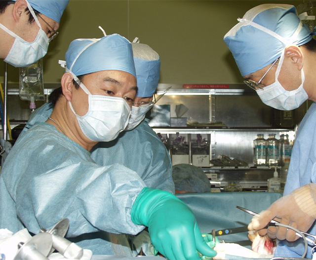 失敗を恐れず好奇心を持ち、損得勘定抜きでチャレンジして欲しい